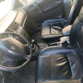 Opel Vectra 1998
