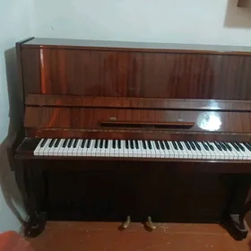 Pianino