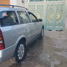 Opel Astra 2003