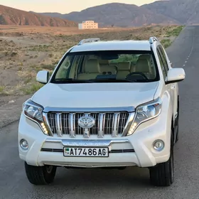Toyota Land Cruiser Prado 2014