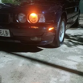 BMW 525 1993