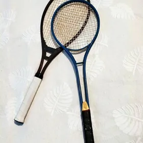 Tenis raketkaТеннисная ракетка
