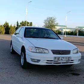 Toyota Camry 1999