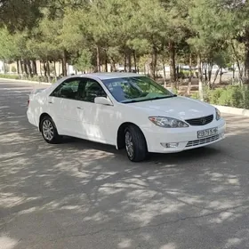 Toyota Camry 2004