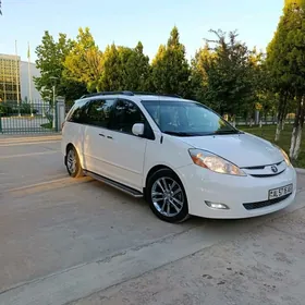 Toyota Sienna 2009
