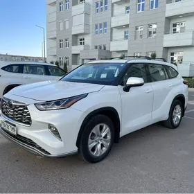 Toyota Highlander 2022