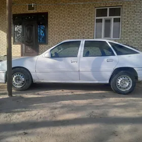 Opel Vectra 1993