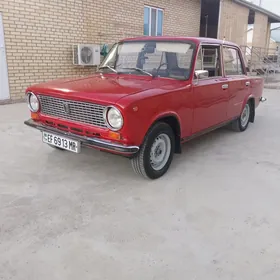 Lada 2104 1986