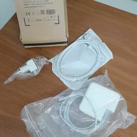 MacBook adaptor