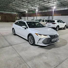 Toyota Avalon 2019