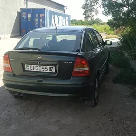 Opel Astra 1999