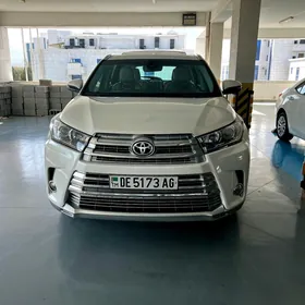 Toyota Highlander 2018