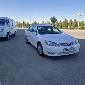 Toyota Camry 2004