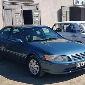 Toyota Camry 2000