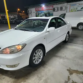 Toyota Camry 2005