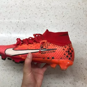 Butsy Nike Zoom Mercurial 9