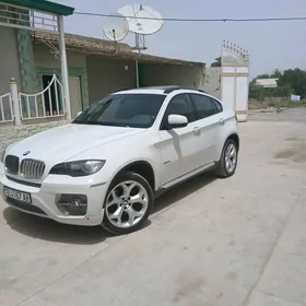 BMW X6 2011