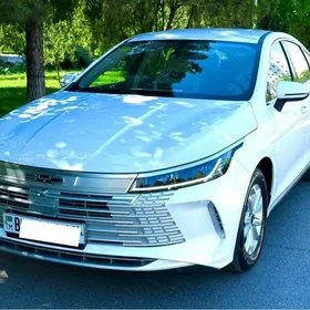 BYD F5 2025