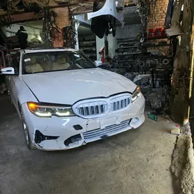 BMW 330 2020