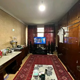 ŞEWÇENKO KÖÇE BANKYŇ GARŞYSY