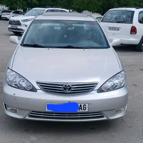Toyota Camry 2005