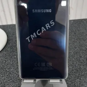 Samsung s10  8/128