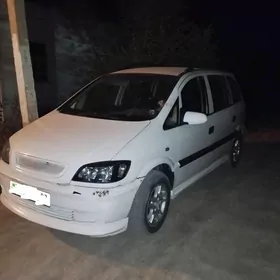 Opel Zafira 1999