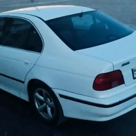 BMW E39 1999
