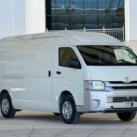 Toyota Hiace 2024