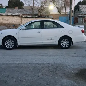Toyota Camry 2005