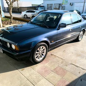 BMW E34 1989
