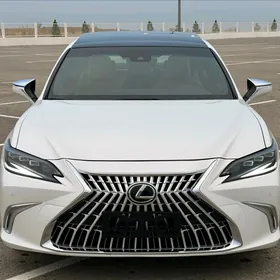 Lexus ES 350 2021