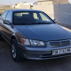 Toyota Camry 2001