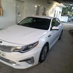 Kia Optima 2019