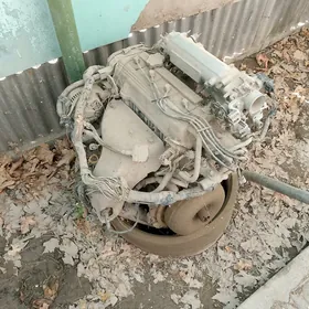 Двигатель