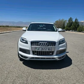 Audi Q7 2012