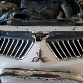 Mitsubishi L200 2008