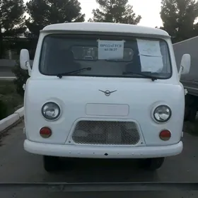 UAZ 452 2005