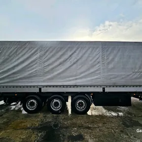 Kogel Cargo 2002