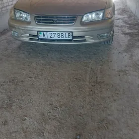 Toyota Camry 1999