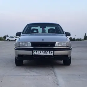 Opel Vectra 1989