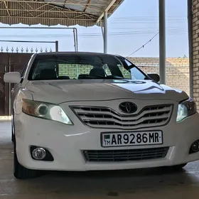 Toyota Camry 2011
