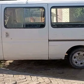 Toyota Hiace 1992