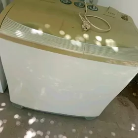 Polawtomat kirmashyn 9kg.