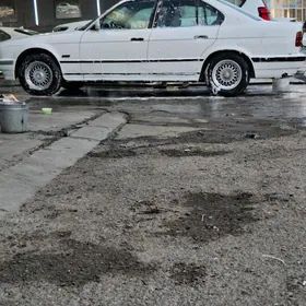 BMW 525 1991