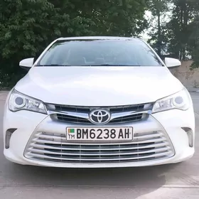 Toyota Camry 2016