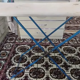 UTUK EDILYAN STOL