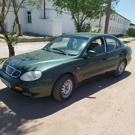 Daewoo Leganza 1998