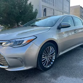 Toyota Avalon 2018