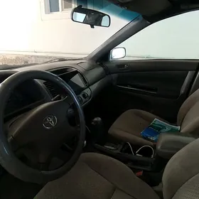 Toyota Camry 2003